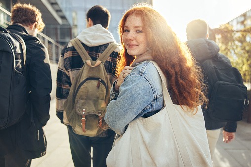 Becas Para Estudiar En El Extranjero. Conoce A Cuales Aplicar